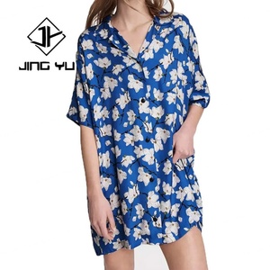 Vestido Camisero de Verano OEM, Suave y Liso, Hasta la Rodilla, Estampado Personalizado, MOQ Bajo, Vestido de Rayón con Botones para Mujer - Product Image 1