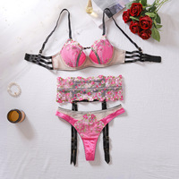 Ensemble de Lingerie Luxe 2025 en Dentelle Transparente et Satin avec Bretelles à Bordure Florale, Jarretière Ajustable et Accents Noir-Rose pour Femme