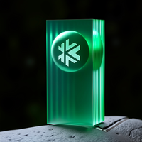 Nouveau Trophée en Résine Transparente Effet Verre Sablée UV, Prêt pour la Production d'Échantillons en 7 Jours