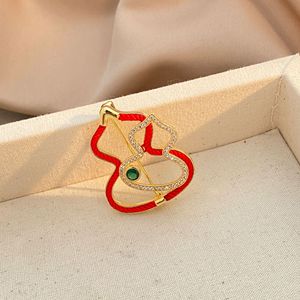 Nueva moda de gama alta estilo chino Ruyi broche exquisita calabaza roja con piedra de circón calabaza antiluz diseño de cuerda roja - Product Image 3