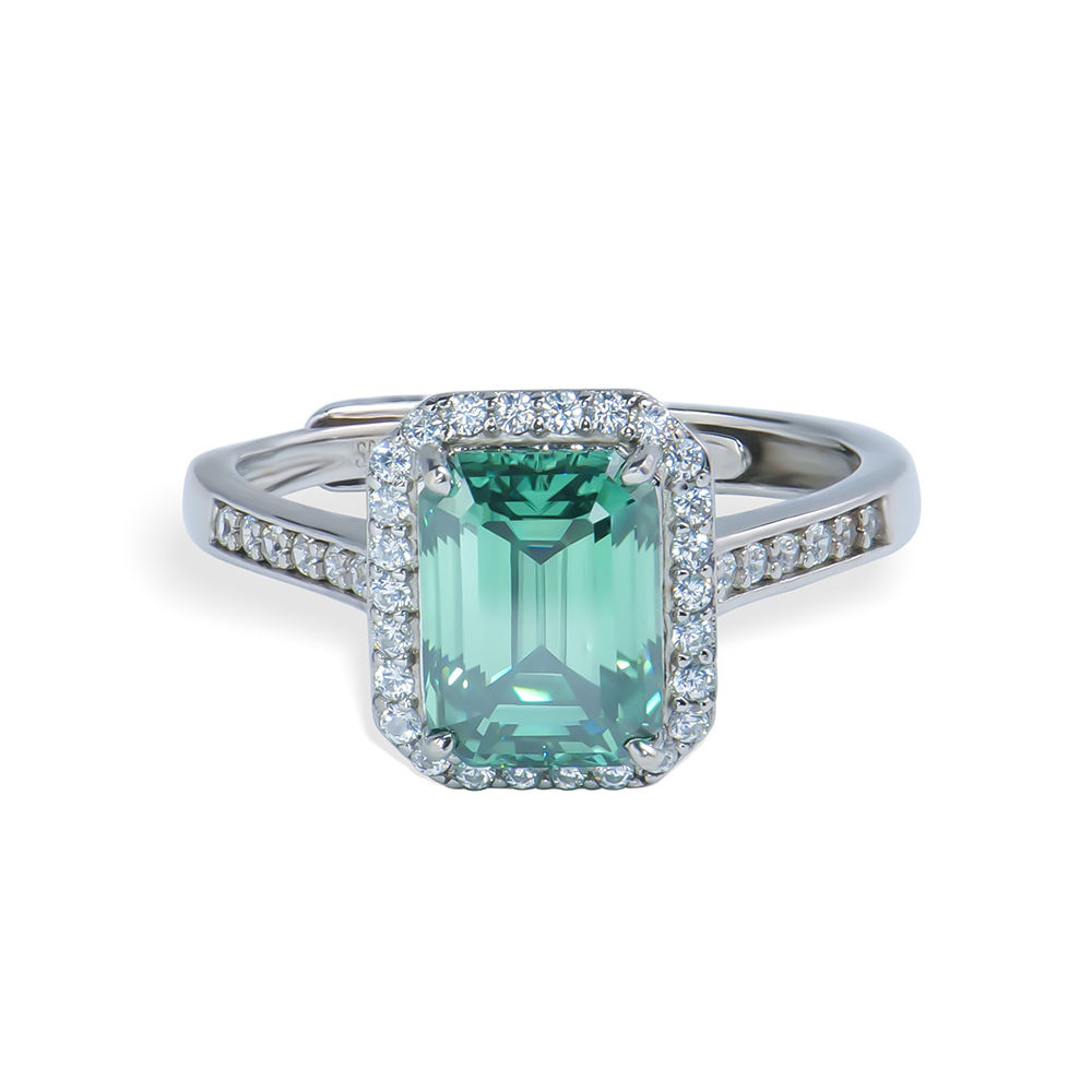 emerald ring