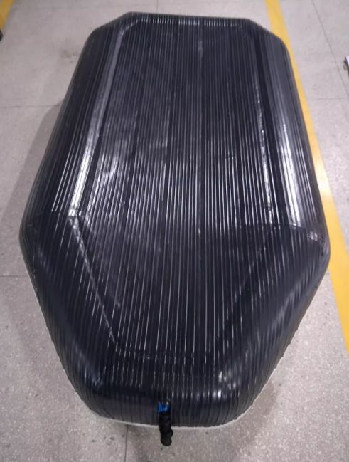 Frais supplémentaires pour la protection de soubassement contre les récifs marins.