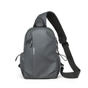 Bolso de Pecho Casual Urbano para Hombre, Bolso Cruzado de Cuero Estilo Hong Kong, Bolso de Viaje Moderno Negro - Product Image 1