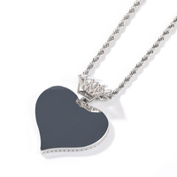 Collier personnalisé avec pendentif photo en forme de couronne de cœur, de haute qualité, vente directe d'usine 2023, dernière tendance, sublimation d'image