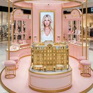Vitrine de Luxe pour Bijoux avec Éclairage <span class=keywords><strong>LED</strong></span>, Écologique, Robuste, Finition Vernie, Étagère Arrière en <span class=keywords><strong>Verre</strong></span>, Type Pop-Up - Product Image 3