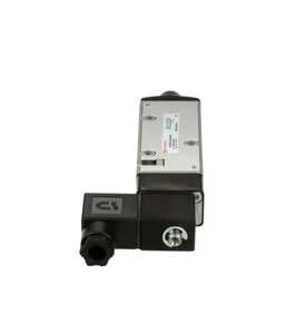Válvula Solenoide V61R517A-A218JB a Buen Precio, 5/2, 110 VCA, Retorno por Resorte, 1/4 NPT, 1300 L/min V61R517A-A218JB - Product Image 2