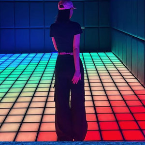 Jeu interactif <span class=keywords><strong>de</strong></span> grille lumineuse avec dalles <span class=keywords><strong>de</strong></span> sol sensibles, dalles <span class=keywords><strong>de</strong></span> sol à saut d'éléments, <span class=keywords><strong>pieds</strong></span> lumineux et jeu interactif <span class=keywords><strong>de</strong></span> gravité - Product Image 1