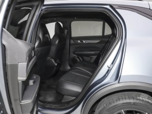 Nuevo Auto <span class=keywords><strong>Lynk</strong></span> & <span class=keywords><strong>Co</strong></span> <span class=keywords><strong>01</strong></span> 2025 2.0TD Pro SUV de 5 Plazas Gasolina Turboalimentado R19 Volante a la Izquierda Automático Interior Oscuro - Product Image 4