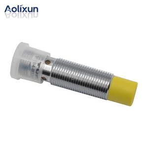 Sonda de Medición de Velocidad para Pasamanos de Elevador/Escalera Mecánica de Metal de Alta Calidad, Marca YELE, Sensor Inductivo NI4-M12-AP6X-H1141 - Product Image 3