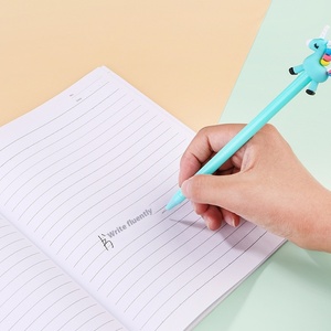 ปากกาสีรุ้งที่ใช้สำหรับนักเรียนเจลลายยูนิคอร์นสีรุ้งสุดสร้างสรรค์ปากกาเซ็นชื่อในออฟฟิศสีดำลายการ์ตูนน่ารัก - Product Image 5