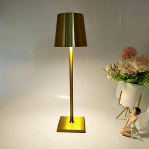 Lampada da Tavolo Ricaricabile USB Senza Fili <span class=keywords><strong>Poldina</strong></span>, Impermeabile con Interruttore Touch per Camera da Letto, Hotel, Soggiorno, Ristorante - Product Image 4