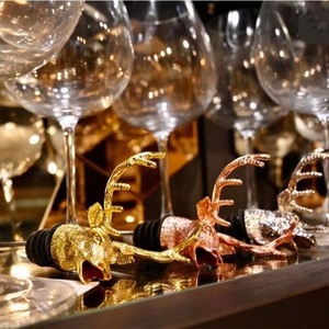 Versatore di vino in metallo personalizzato con beccuccio a forma di testa di cervo, alce o animale, aeratore per bottiglie di liquori - Product Image 6