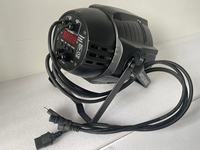 Projecteur LED PAR Zoomable 18*10W 4/6-en-1 à Faisceau Concentré pour Bars, Mariages et Spectacles – Vente Directe Usine