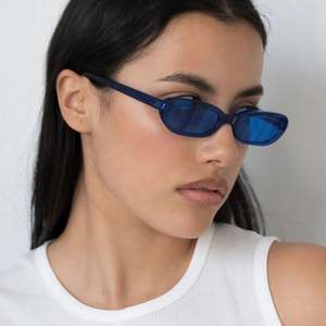 Lunettes de soleil rectangulaires couleur bonbon pour hommes et femmes, avec logo personnalisé, tendance 2025, protection UV400, monture petite, style œil de chat - Product Image 4