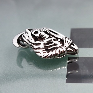 Collier pendentif en acier inoxydable, bijoux fantaisie, pendentif tête de mort faucille de la mort en acier titane, bijoux pour hommes - Product Image 5