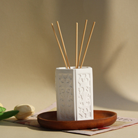 Décoration d'intérieur, ensemble de diffuseurs de parfum en céramique colorés personnalisés avec huile essentielle et parfum personnalisé, ensemble cadeau en porcelaine pour le salon
