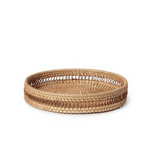 Plateau de service rond en rotin le plus vendu, OEM, avec assiettes pour la décoration de table, meilleur prix du Vietnam, vente en gros - Product Image 1