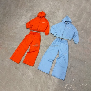 Ensemble de survêtements personnalisés 100 % coton, sweat-shirt et pantalon de survêtement de haute qualité, ensemble de sweat-shirt à capuche, survêtement en molleton technique, fabricant - Product Image 1
