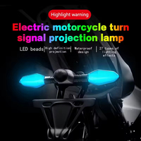 Feu arrière LED de freinage pour moto, clignotants d'avertissement RGB ambre, projecteur de clignotant pour moto