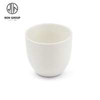 Tasse à thé de bonne 180ml Conception de logo personnalisé Tasse de restaurant bon marché Tasses en porcelaine blanche Tasses à café en céramique sans poignée