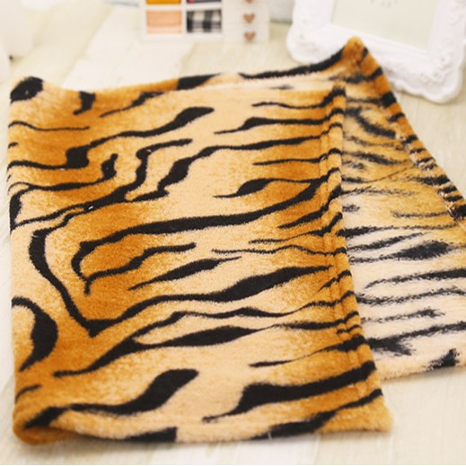 Autumn Winter Flannel Warm Blanket Nest House Mat for Pet Dog Cat Tiger Pattern Golden Retriever Teddy Eco-Friendly Corduroy