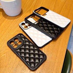 Funda rígida de teléfono con superficie de PU suave de rejilla 3D a la moda para <span class=keywords><strong>Xiaomi</strong></span> 15 17 Pro Max, funda de rombo de alta calidad para <span class=keywords><strong>Xiaomi</strong></span> 13 14 15 Ultra - Product Image 6