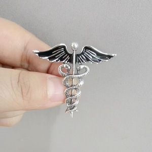 Broche de Aleación Chapado en Oro con Forma de Ángel y Serpiente, Joyería Vintage para Niños, Regalo de Boda y Compromiso, para Fiestas y Ceremonias - Product Image 2