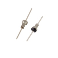 Condensateur de filtre anti-bruit RF/micro-ondes 100V 222pF avec haute fréquence d'auto-résonance, certifié ROHS