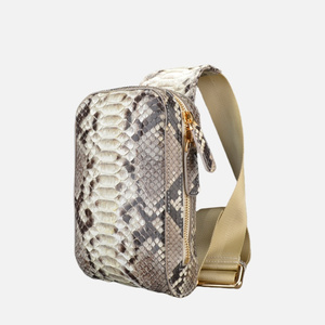 OEM ODM Personalizado de Lujo Real Genuino <span class=keywords><strong>Piel</strong></span> de Serpiente de Cuero Pequeño Mujeres Hombres Unisex Crossbody Hombro Sling Pecho Bolsas - Product Image 1
