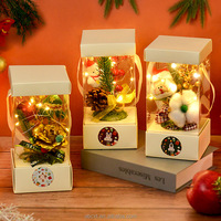 Panier-cadeau de Noël du Père Noël, décoration de table de fête, arrangement festif fait main, boîte-cadeau de Noël