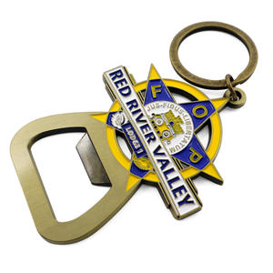 Оптовая Продажа Персонализированные креативные индивидуальные металлические гравированные подарочные брелки для пива открывалка для бутылок - Product Image 1