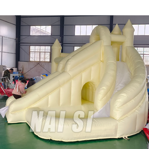 Château gonflable commercial jaune avec piscine à balles et toboggan pour fêtes d'anniversaire et événements de mariage - Product Image 5