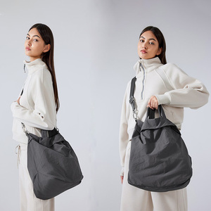 <span class=keywords><strong>Sac</strong></span> <span class=keywords><strong>de</strong></span> <span class=keywords><strong>sport</strong></span> à bandoulière à poches multiples Usage quotidien École Voyage Bureau Ordinateur <span class=keywords><strong>Sac</strong></span> à bandoulière pour femmes <span class=keywords><strong>Sac</strong></span> à dos pour ordinateur portable - Product Image 2