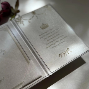 Invitaciones de Boda Tradicionales de Terciopelo, Plegables, Personalizadas, de Lujo, con Sobre Blanco Cristalino, Invitaciones Triplicadas - Product Image 3