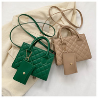 Nouveau sac à bandoulière pour femme en cuir PU matelassé grande capacité, sac à main pour femme