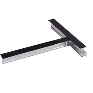 Matériaux utilisés pour <span class=keywords><strong>faux</strong></span> <span class=keywords><strong>plafond</strong></span>/barre en t suspendue industrielle <span class=keywords><strong>plafond</strong></span> galvanisé composants de grille en t clip de <span class=keywords><strong>plafond</strong></span> cintre de fil - Product Image 4
