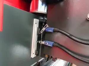 CNC Hydraulic Bending Machine Press Brake Bender Metal Sheet Folding Forming With TP10S System