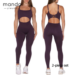 <span class=keywords><strong>Mono</strong></span> de poliéster para mujer con aberturas y cordones en la <span class=keywords><strong>espalda</strong></span>, tirantes ajustables, abertura frontal y efecto levanta glúteos, ideal para jogging y fitness. - Product Image 1