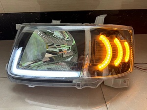 Oem 81130 52720 đầu đèn sửa đổi xe đèn pha đèn xe đèn pha cho TOYOTA <span class=keywords><strong>probox</strong></span> thành công 2005 - Product Image 3