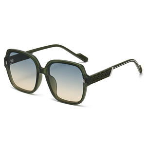 Gafas de Sol de Estilo Europeo para Mujer, Protección UV400, Polarizadas, Montura de PC, Lentes TAC, Diseño Cuadrilateral, Moda para Exteriores, Protección Solar - Product Image 3