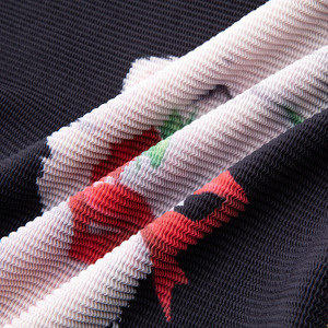 <span class=keywords><strong>Camiseta</strong></span> de manga corta con textura negra y diseño de gatito blanco con <span class=keywords><strong>volantes</strong></span> estilo Miyake para mujer, top de verano con estampado de grano de maíz - Product Image 3
