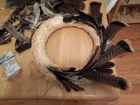Plume de dinde naturelle véritable pour l'artisanat, le bricolage, les coiffures, les chapeaux, les accessoires de costume, les fêtes de carnaval, les mariages, la décoration florale à la maison