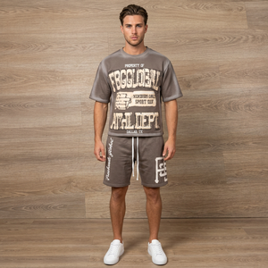 เสื้อยืดคอกลมพิมพ์ลายกราฟิกคุณภาพสูงแบบกำหนดเอง ชุดเซ็ต 2 ชิ้น กางเกงขาสั้น สไตล์สตรีทแวร์ - Product Image 2