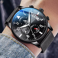 Conception et fabrication en usine de montres de sport en acier, de type chronographe calendrier, lumineuses, pour les marques privées des clients.