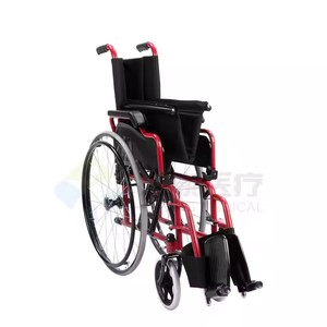 Fauteuil roulant manuel pliable léger Synocare en alliage d'aluminium pour usage domestique et hospitalier - Product Image 3