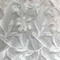 Tissu en coton biologique respirant en gros, tissu en dentelle brodée florale 3D pour la décoration intérieure, rembourrage, ignifuge