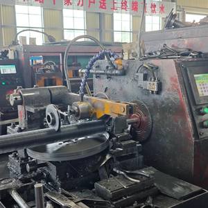 Cette machine à tubes à ailettes en spirale utilise des servomoteurs japonais pour obtenir un contrôle précis. - Product Image 1