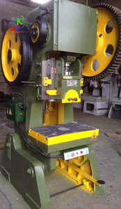 Presse à poinçonner inclinable anti-vibrations pour le découpage <span class=keywords><strong>de</strong></span> plaques, le rivetage et la pressage <span class=keywords><strong>de</strong></span> pièces <span class=keywords><strong>de</strong></span> quincaillerie en production <span class=keywords><strong>de</strong></span> masse - Product Image 5