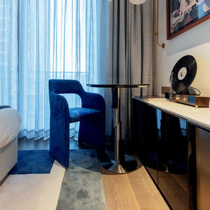 Mobilier moderne Orangefurn <span class=keywords><strong>lit</strong></span> king avec tête <span class=keywords><strong>de</strong></span> <span class=keywords><strong>lit</strong></span> et table <span class=keywords><strong>de</strong></span> <span class=keywords><strong>nuit</strong></span> chaise <span class=keywords><strong>de</strong></span> bureau pour chambre <span class=keywords><strong>de</strong></span> garçon - Product Image 2