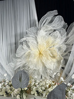 Décoration artisanale J-178 en organza fluide à motif floral géant dégradé pour arrière-plan de cabine photo de cérémonie de mariage en intérieur